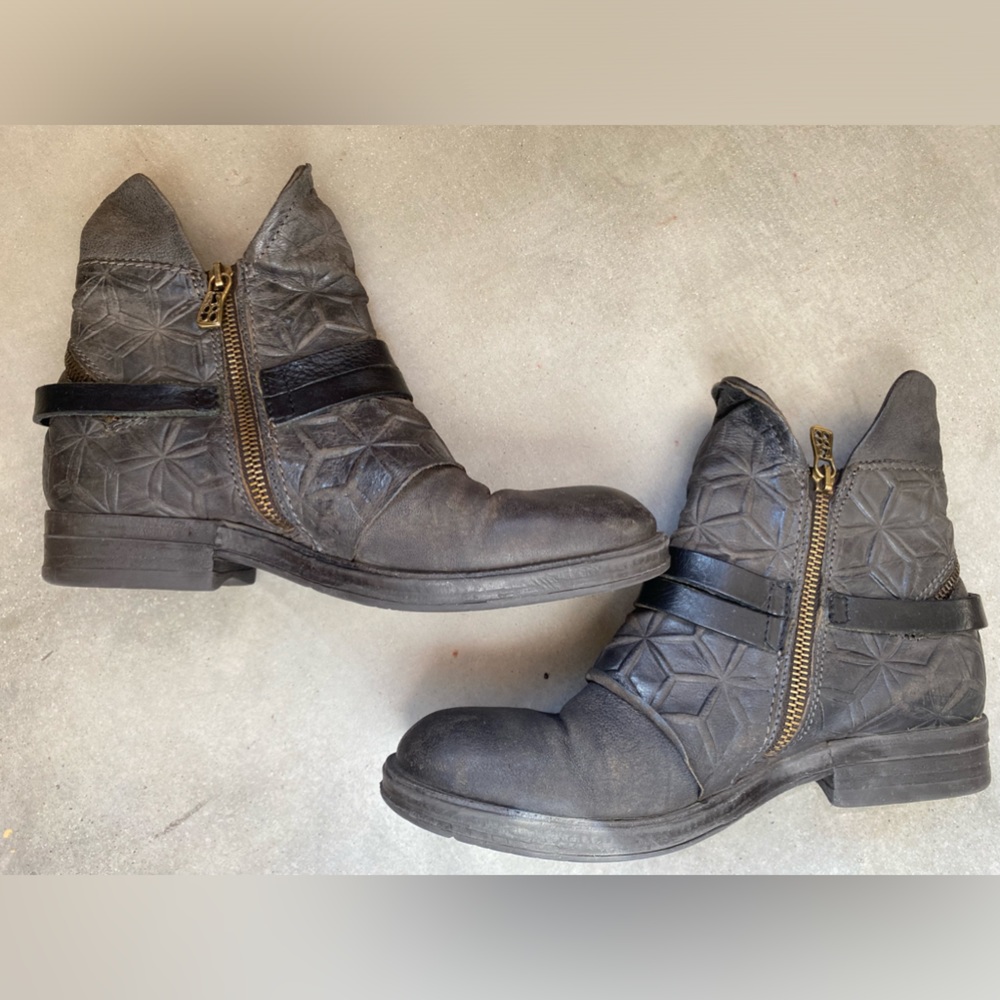 A.S.98 Isha Bootie - Picture 3 of 15